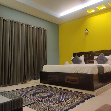 Hotel Delhi Airport Plaza Igi Airport New Delhi Buitenkant foto