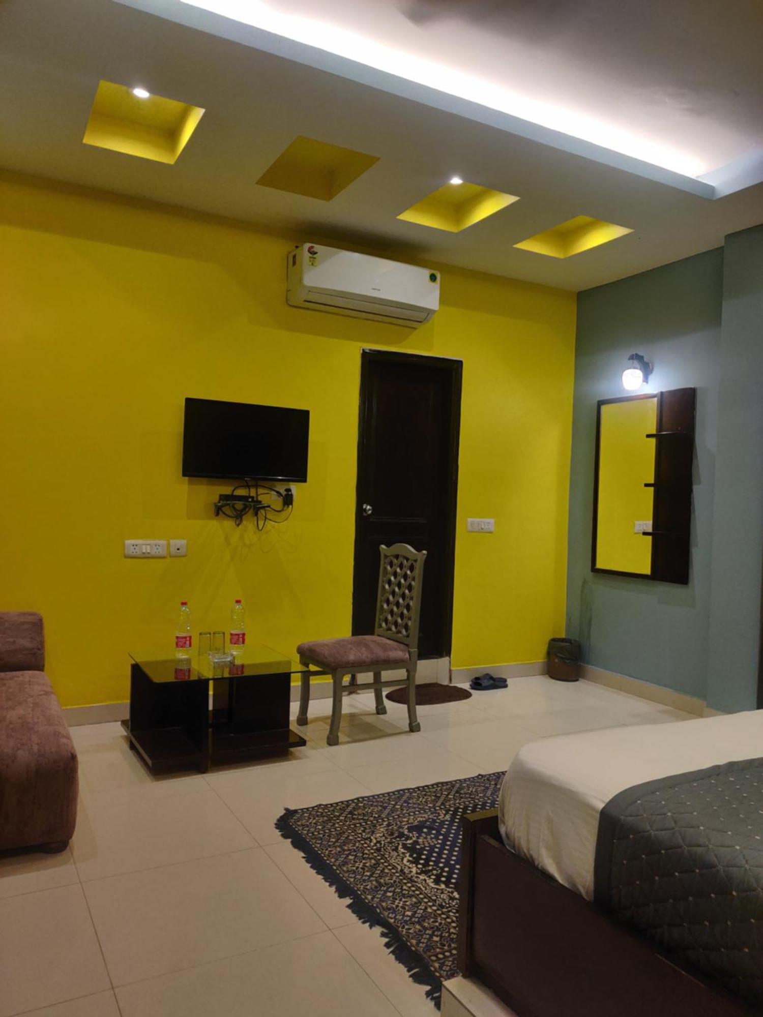Hotel Delhi Airport Plaza Igi Airport New Delhi Buitenkant foto