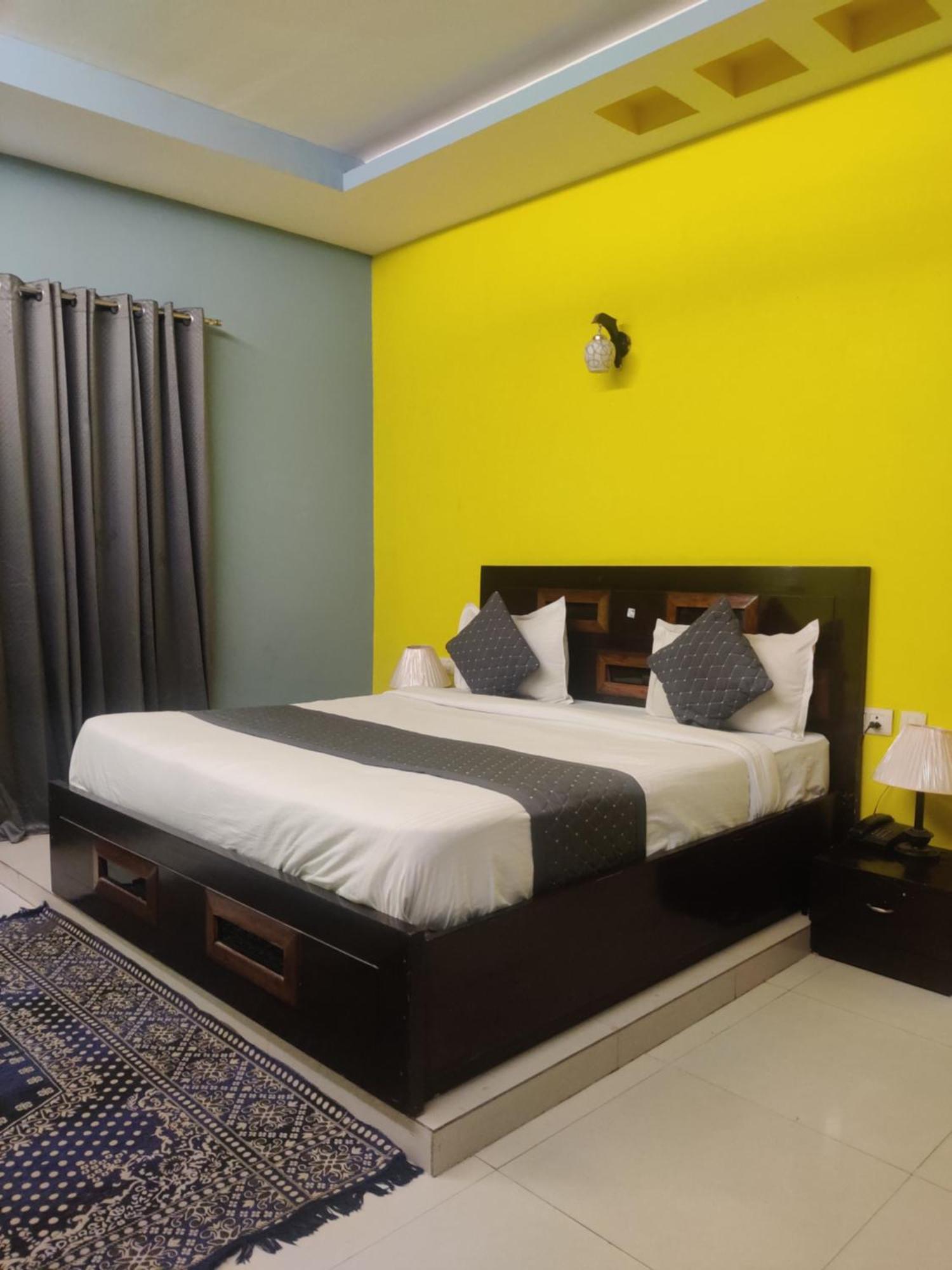 Hotel Delhi Airport Plaza Igi Airport New Delhi Buitenkant foto
