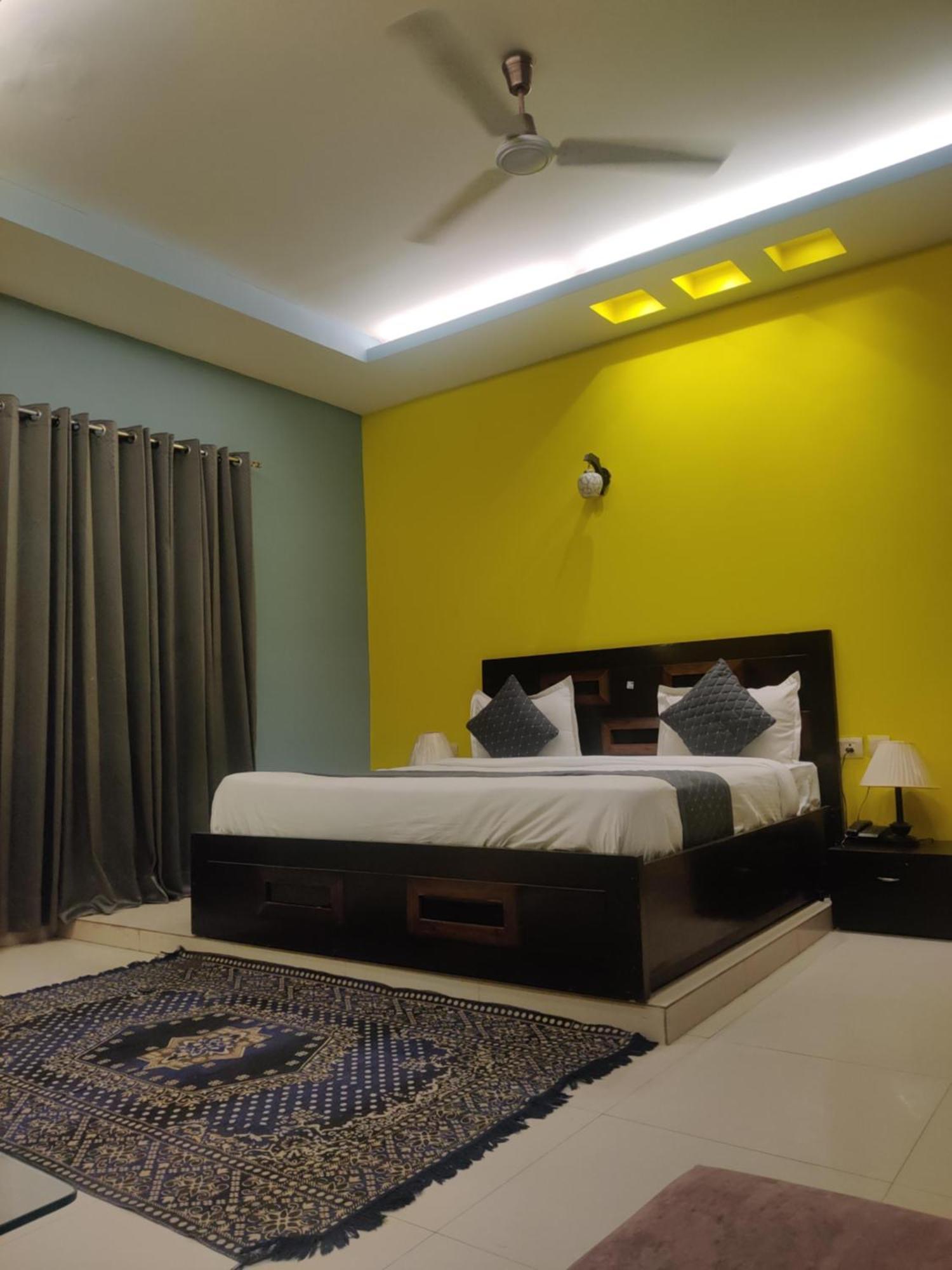Hotel Delhi Airport Plaza Igi Airport New Delhi Buitenkant foto